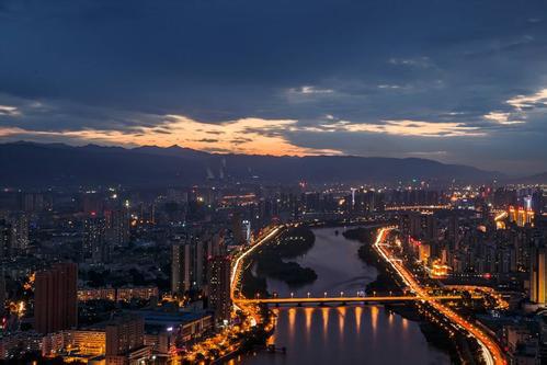 兰州天气预报15天查询-甘肃兰州天气预报15天查询-第1张图片-雾华天气